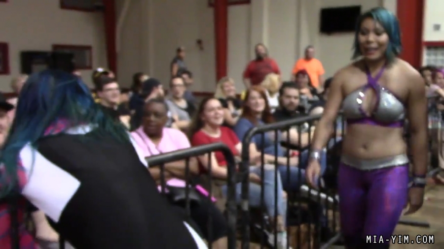 Click to view full size image
==============
MiavsLeva_Still696.jpg MiavsLeva_Still696.jpg