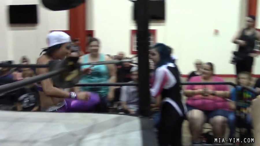 Click to view full size image
==============
MiavsLeva_Still807.jpg MiavsLeva_Still807.jpg