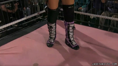 Click to view full size image
==============
MiavsLufisto_Still123.jpg MiavsLufisto_Still123.jpg