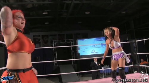 Click to view full size image
==============
MiavsLufisto_Still2303.jpg MiavsLufisto_Still2303.jpg