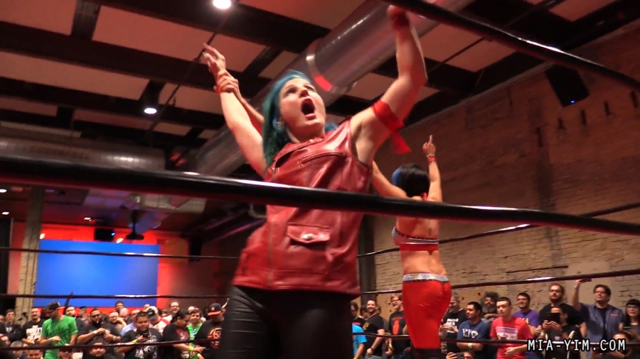 Click to view full size image
==============
MiavsRyan_Still1091.jpg MiavsRyan_Still1091.jpg