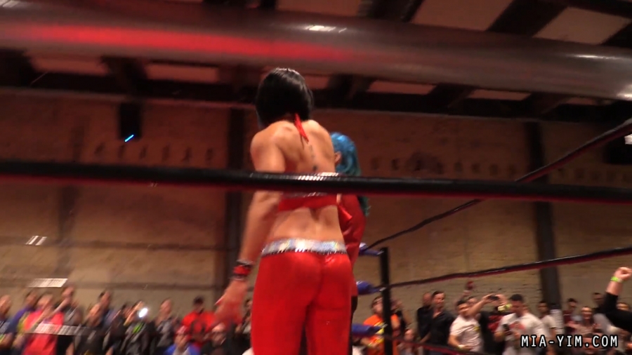 Click to view full size image
==============
MiavsRyan_Still1134.jpg MiavsRyan_Still1134.jpg