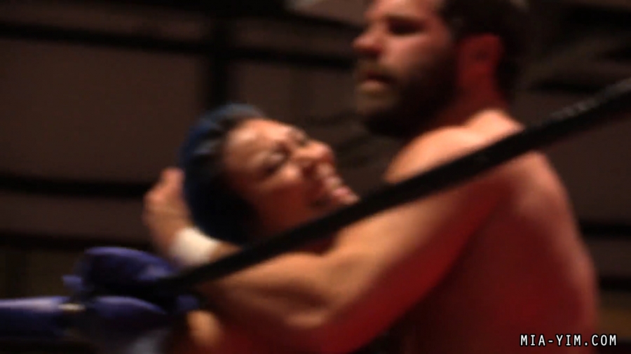 Click to view full size image
==============
MiavsRyan_Still725.jpg MiavsRyan_Still725.jpg