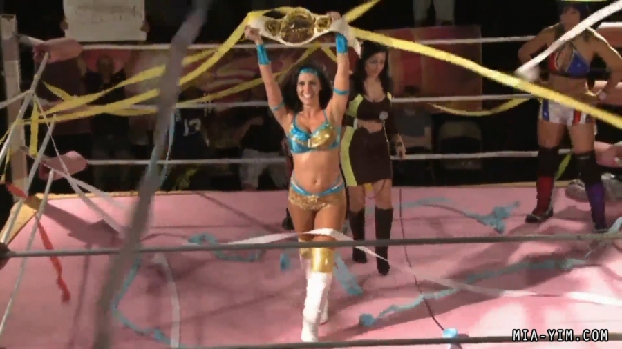 MiavsSantana_Still087.jpg