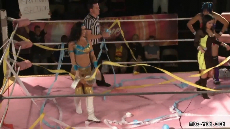 MiavsSantana_Still094.jpg