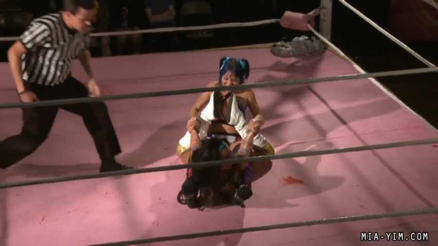 MiavsSantana_Still1006.jpg