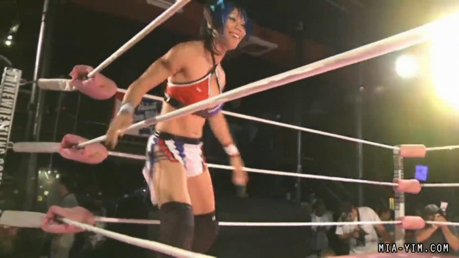 MiavsSantana_Still149.jpg