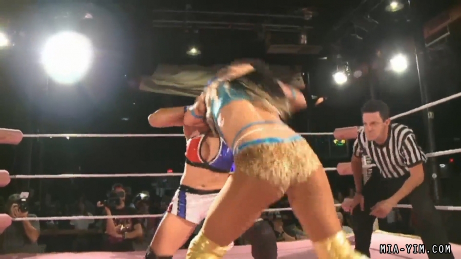 MiavsSantana_Still200.jpg