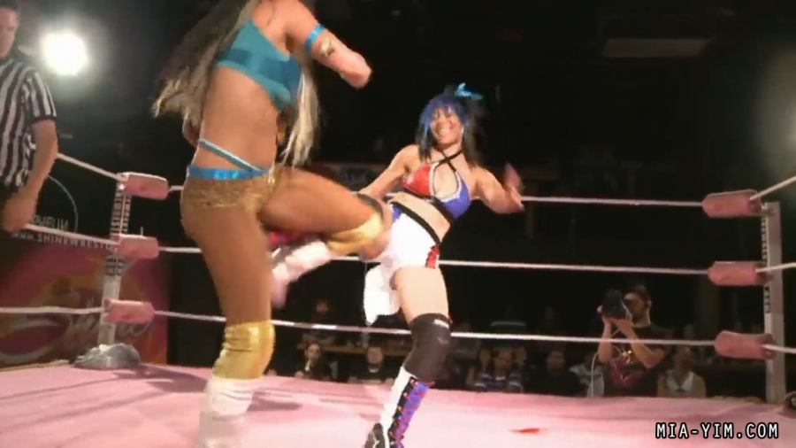MiavsSantana_Still2100.jpg