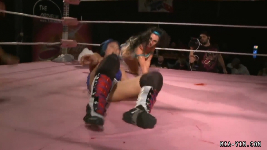 MiavsSantana_Still2200.jpg