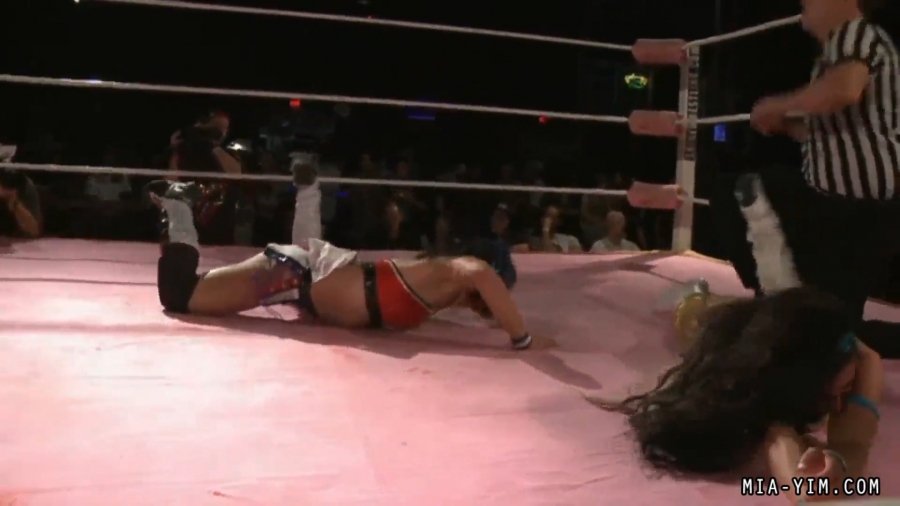 MiavsSantana_Still2293.jpg