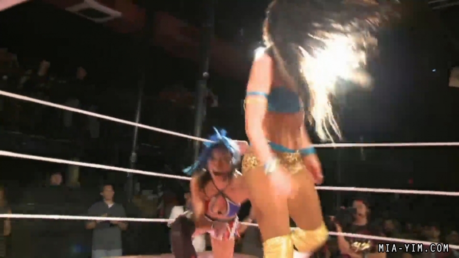 MiavsSantana_Still2337.jpg