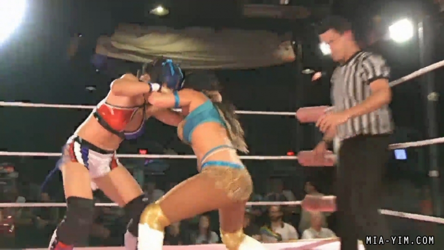 MiavsSantana_Still235.jpg