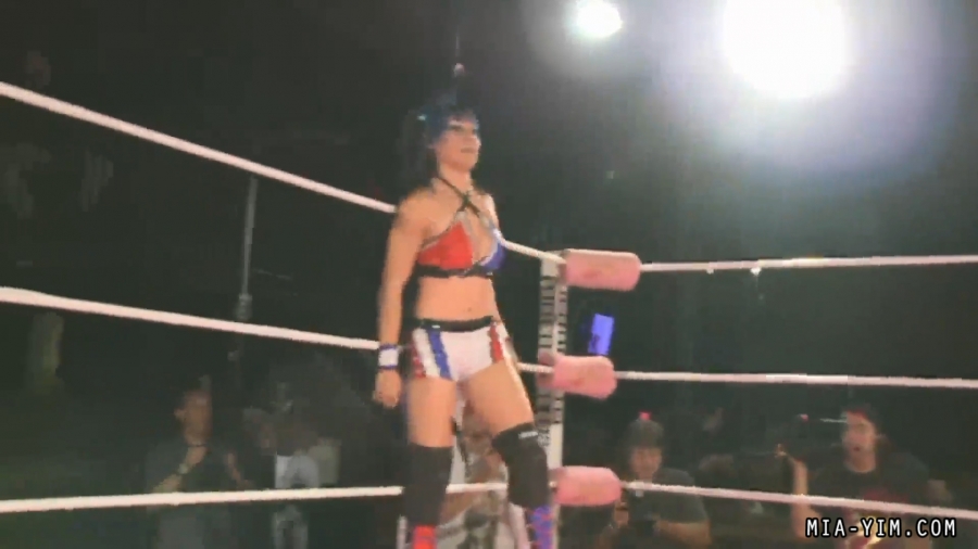 MiavsSantana_Still238.jpg