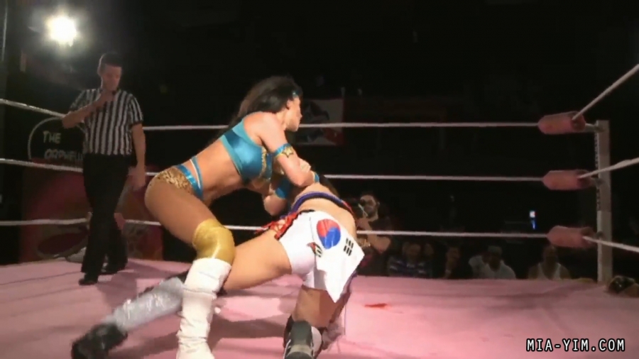 MiavsSantana_Still334.jpg