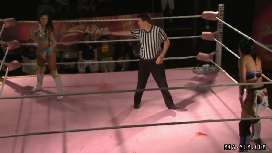 MiavsSantana_Still370.jpg