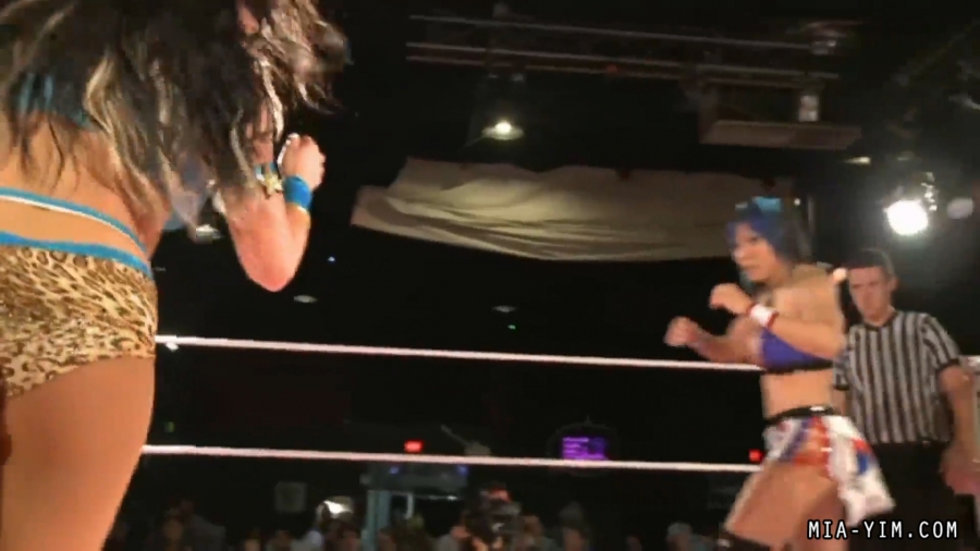 MiavsSantana_Still374.jpg