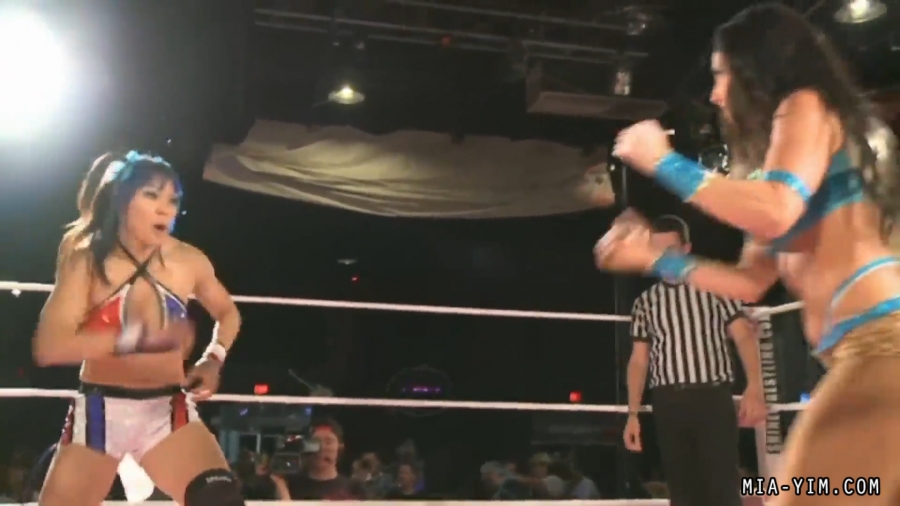 MiavsSantana_Still380.jpg