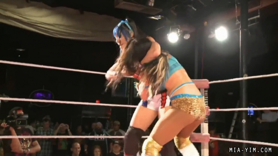 MiavsSantana_Still556.jpg