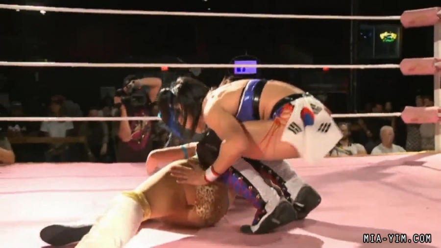MiavsSantana_Still765.jpg