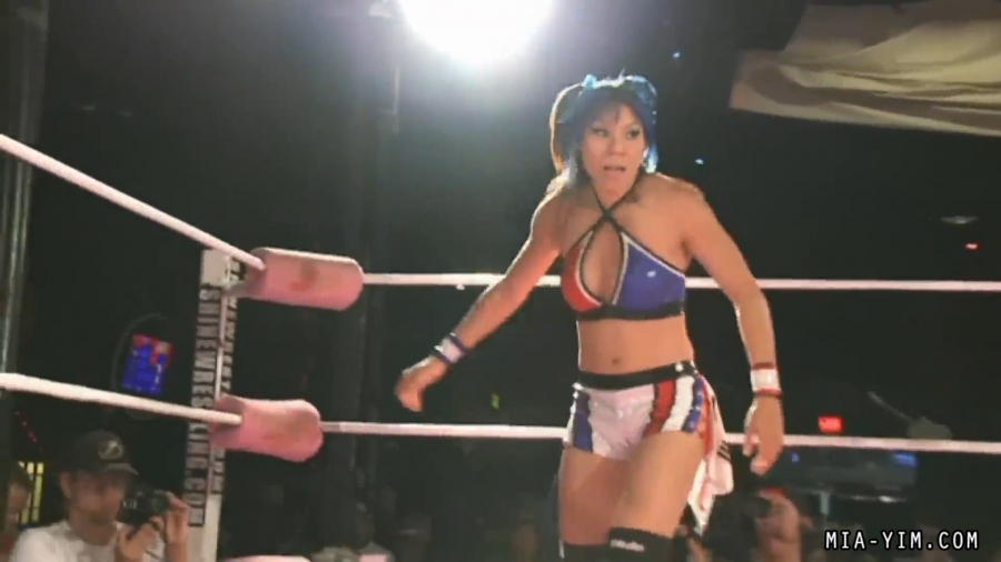 MiavsSantana_Still828.jpg