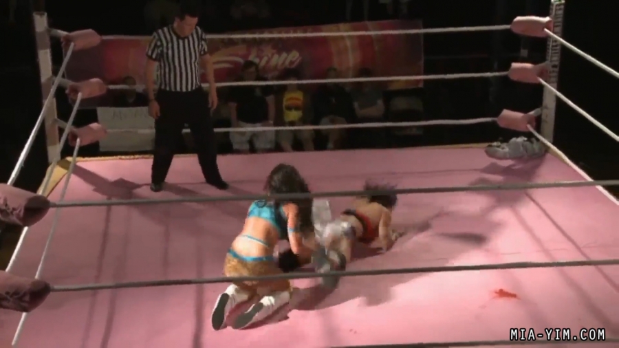 MiavsSantana_Still860.jpg