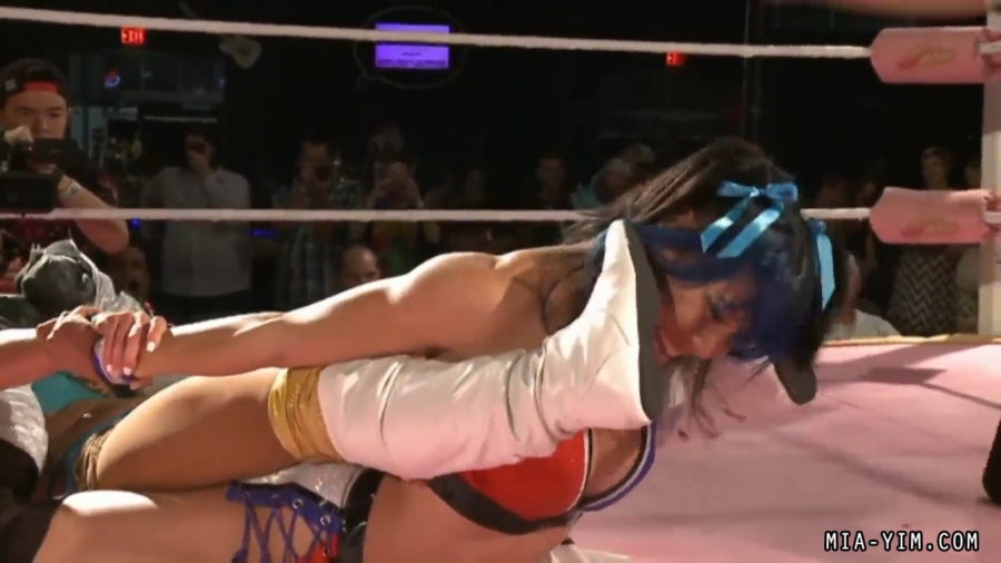 MiavsSantana_Still915.jpg