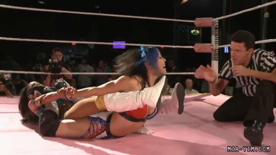 MiavsSantana_Still926.jpg