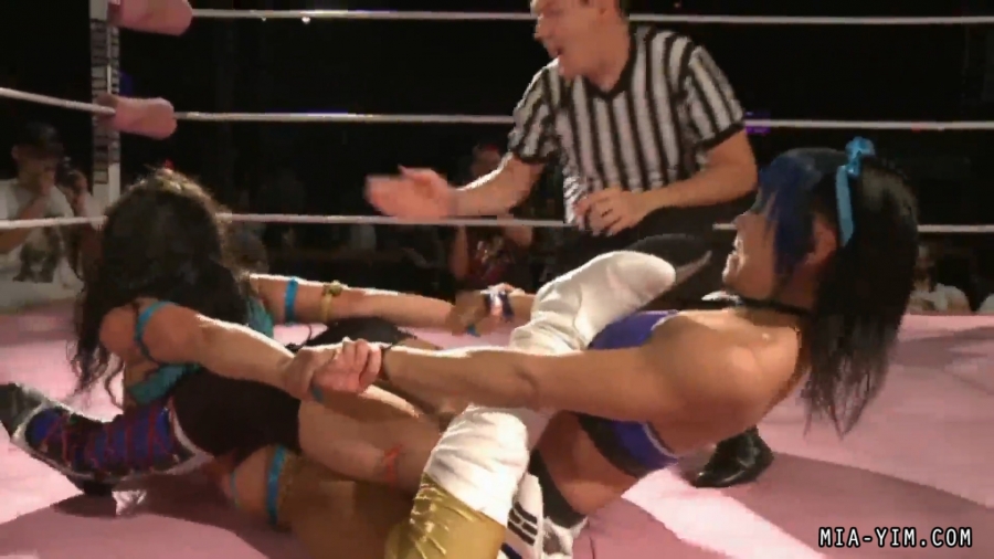 MiavsSantana_Still956.jpg