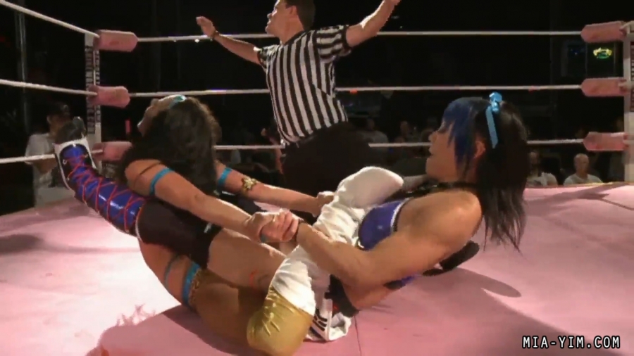 MiavsSantana_Still960.jpg