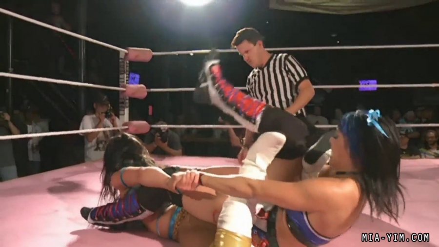 MiavsSantana_Still978.jpg