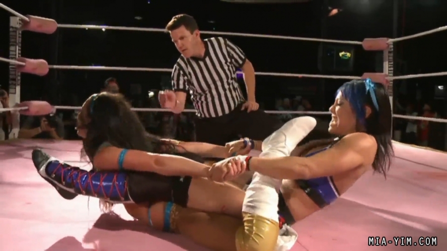 MiavsSantana_Still994.jpg