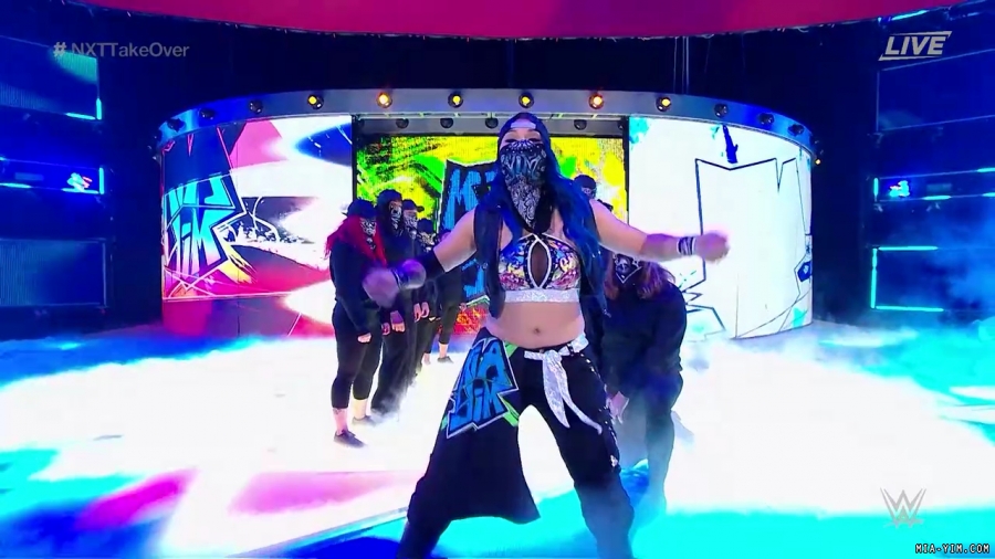 WWE_NXT_TakeOver_Toronto_2019_720p_WEB_h264-HEEL_mp40029.jpg