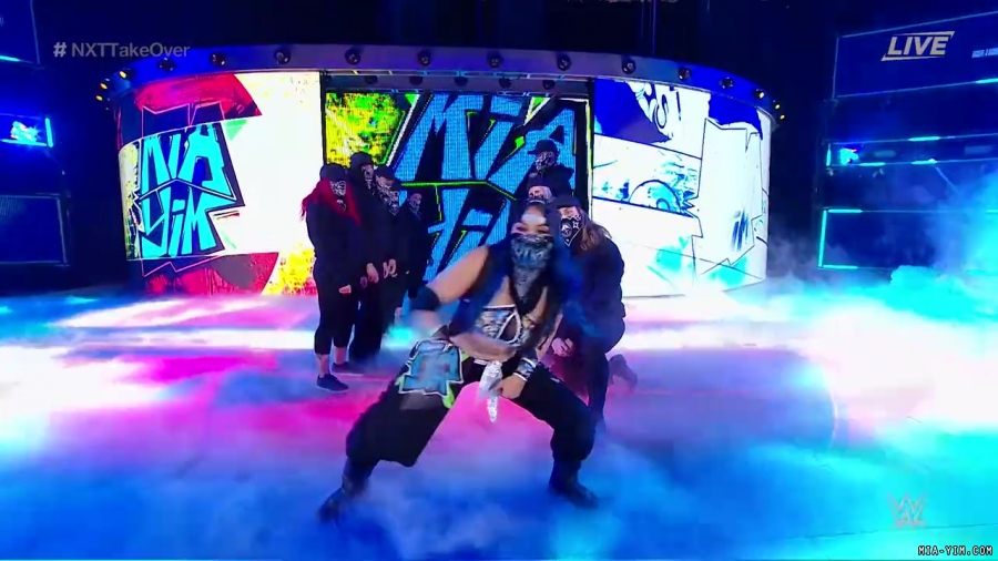 WWE_NXT_TakeOver_Toronto_2019_720p_WEB_h264-HEEL_mp40034.jpg