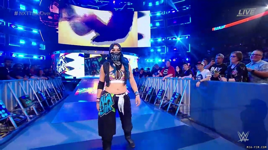 WWE_NXT_TakeOver_Toronto_2019_720p_WEB_h264-HEEL_mp40046.jpg