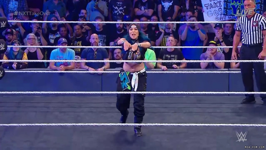 WWE_NXT_TakeOver_Toronto_2019_720p_WEB_h264-HEEL_mp40057.jpg