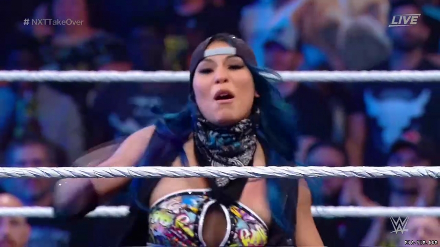 WWE_NXT_TakeOver_Toronto_2019_720p_WEB_h264-HEEL_mp40058.jpg