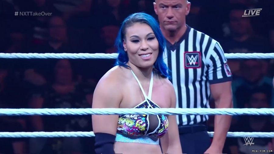 WWE_NXT_TakeOver_Toronto_2019_720p_WEB_h264-HEEL_mp40090.jpg