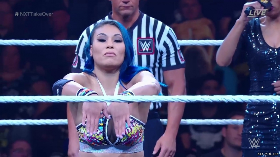 WWE_NXT_TakeOver_Toronto_2019_720p_WEB_h264-HEEL_mp40093.jpg