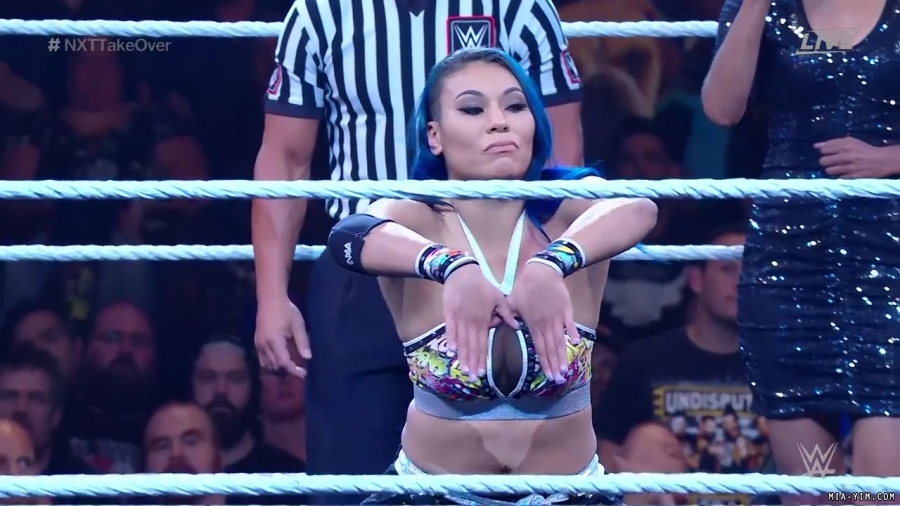 WWE_NXT_TakeOver_Toronto_2019_720p_WEB_h264-HEEL_mp40094.jpg