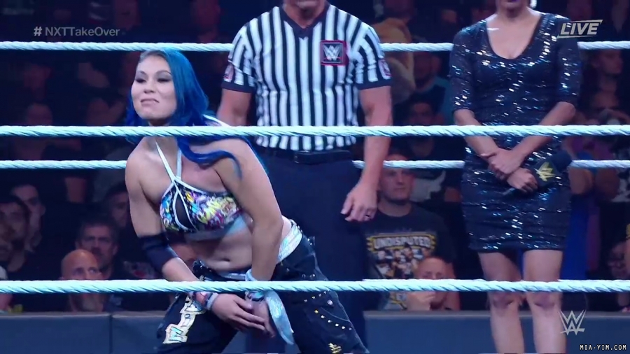 WWE_NXT_TakeOver_Toronto_2019_720p_WEB_h264-HEEL_mp40098.jpg