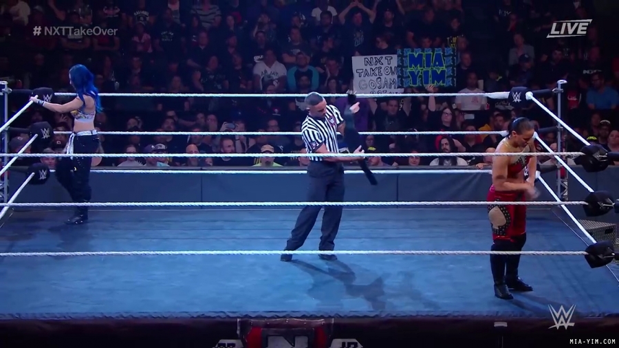 WWE_NXT_TakeOver_Toronto_2019_720p_WEB_h264-HEEL_mp40127.jpg