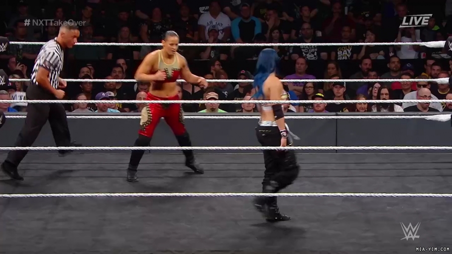 WWE_NXT_TakeOver_Toronto_2019_720p_WEB_h264-HEEL_mp40150.jpg