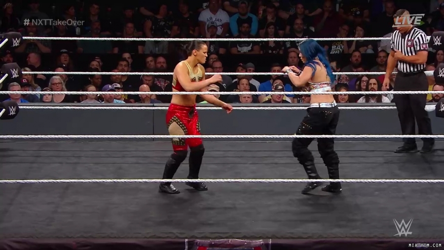 WWE_NXT_TakeOver_Toronto_2019_720p_WEB_h264-HEEL_mp40180.jpg