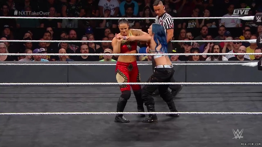 WWE_NXT_TakeOver_Toronto_2019_720p_WEB_h264-HEEL_mp40184.jpg