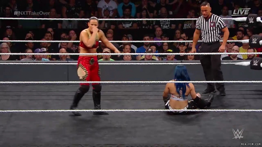 WWE_NXT_TakeOver_Toronto_2019_720p_WEB_h264-HEEL_mp40191.jpg