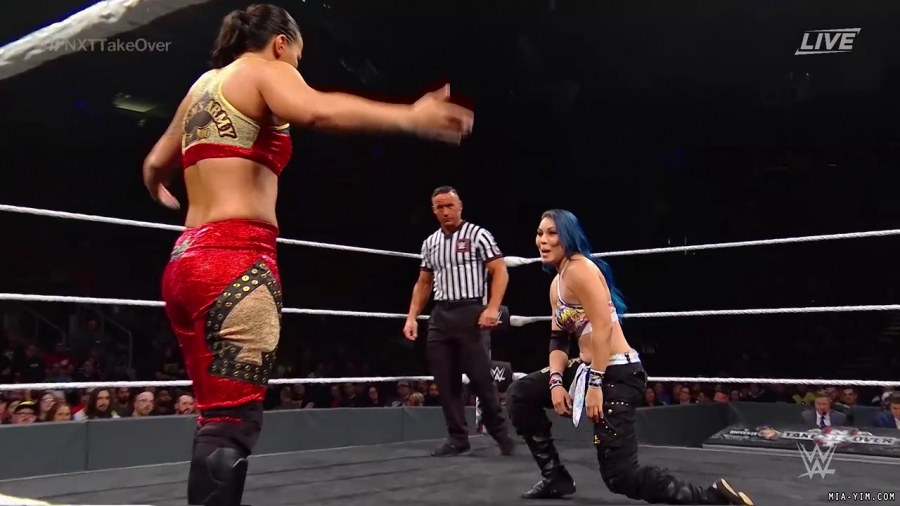 WWE_NXT_TakeOver_Toronto_2019_720p_WEB_h264-HEEL_mp40195.jpg