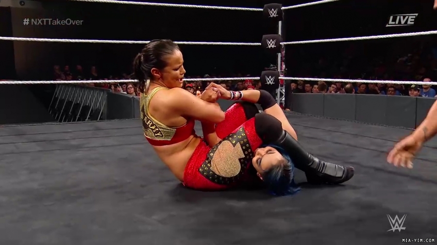 WWE_NXT_TakeOver_Toronto_2019_720p_WEB_h264-HEEL_mp40211.jpg