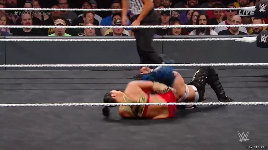WWE_NXT_TakeOver_Toronto_2019_720p_WEB_h264-HEEL_mp40217.jpg