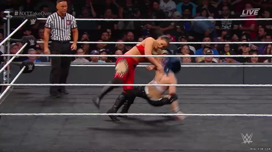 WWE_NXT_TakeOver_Toronto_2019_720p_WEB_h264-HEEL_mp40244.jpg